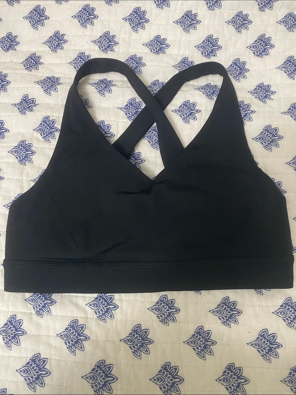 lululemon athletica Black Cross-Back Sports Bra